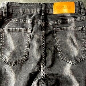 Distressed ripped stretch jeans size medium 8-10